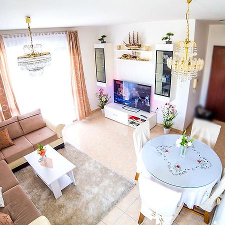 Split Apartments Shell Dış mekan fotoğraf