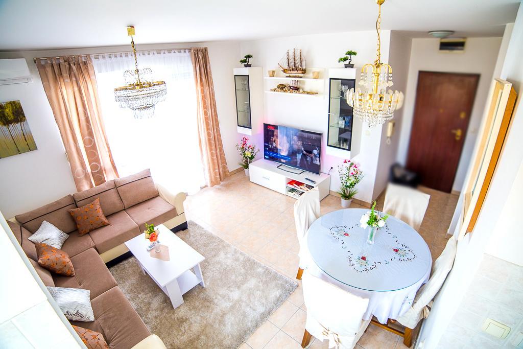 Split Apartments Shell Dış mekan fotoğraf